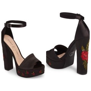 Chinese Laundry Velvet Rose Embroidered Heels